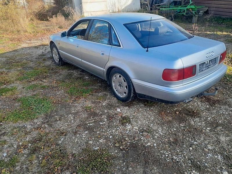 Gebraucht Audi A8 299 PS (219 kW) 1996 Silber Limousine