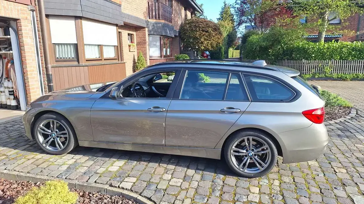 Usata BMW 320 184 CV (135 kW) 2016 Grigio Station wagon