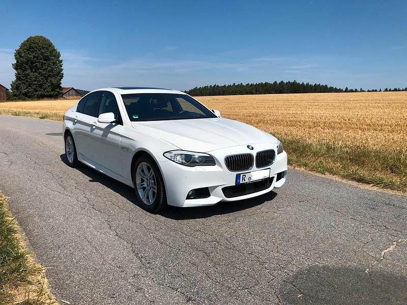 Weiß Gebraucht 2012 BMW 535 M Sport Limousine | 21.780 € (Fairer Preis) - Bild 1/4