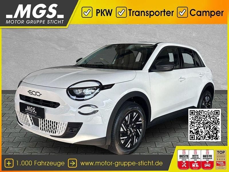Gelato weiß Gebraucht 2025 Fiat 600 SUV | 27.290 € (Teuer) - Bild 1/4