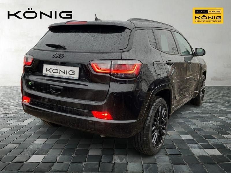 Gebraucht Jeep Compass Altitude 131 PS (96 kW) 2023 Schwarz SUV