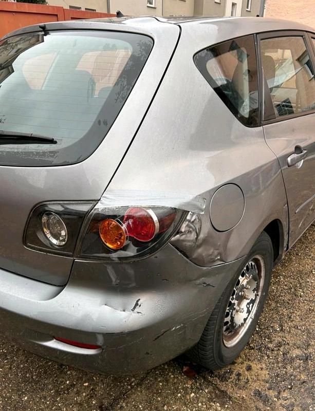 Second-hand Mazda 3 108 CP (79 kW) 2008 Gri Berlinǎ