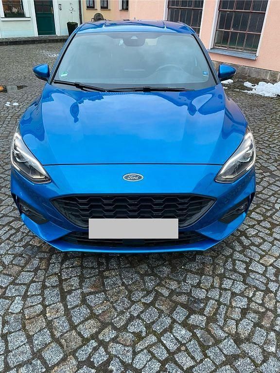 Gebraucht Ford Focus ST-Line 155 PS (114 kW) 2020 Blau Limousine