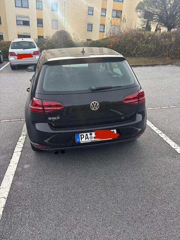 Gebraucht VW Golf VII Highline 140 PS (102 kW) 2013 Schwarz Limousine