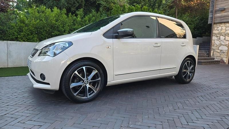 Beige Gebraucht 2015 Seat Mii Ecomotive Kleinwagen | 9.800 € - Bild 1/4
