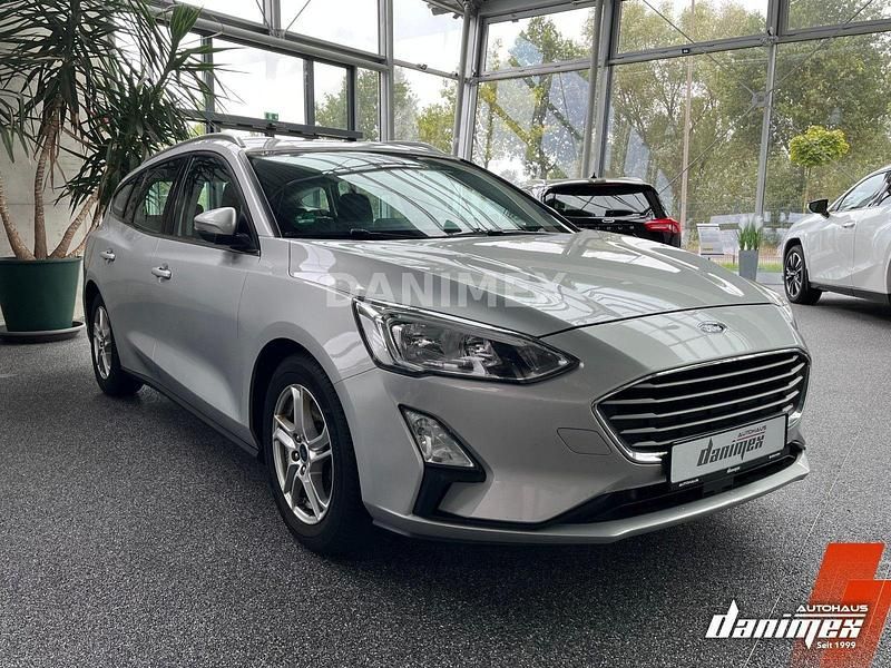 Gebraucht Ford Focus Cool & Connect 120 PS (88 kW) 2019 Silber Kombi