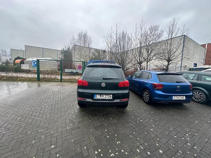 Grün Gebraucht 2013 VW Tiguan SUV | 9.500 € (Superpreis) - Bild 1/4