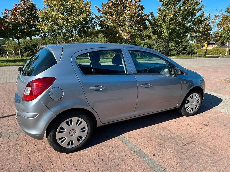 Gebraucht Opel Corsa 80 PS (58 kW) 2008 Grau Limousine