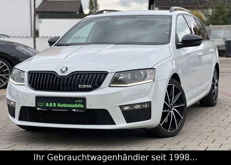 Weiß Gebraucht 2016 Skoda Octavia RS Kombi | 10.990 € (Guter Preis) - Bild 1/4