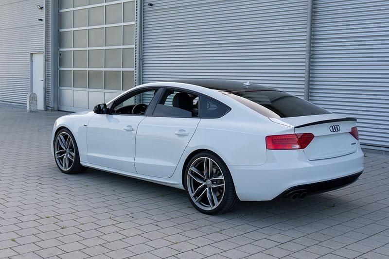 Gebraucht Audi A5 S-Line 190 PS (139 kW) 2015 Weiß Coupé