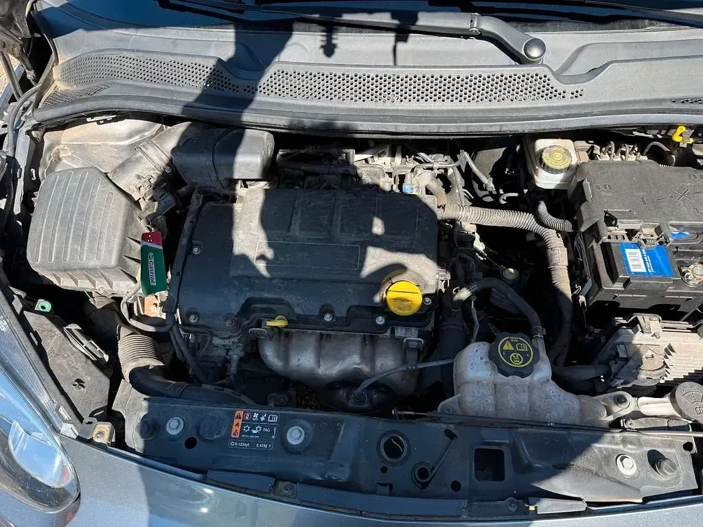 Second-hand Opel Adam Glam 101 CP (74 kW) 2017 Gri Hatchback