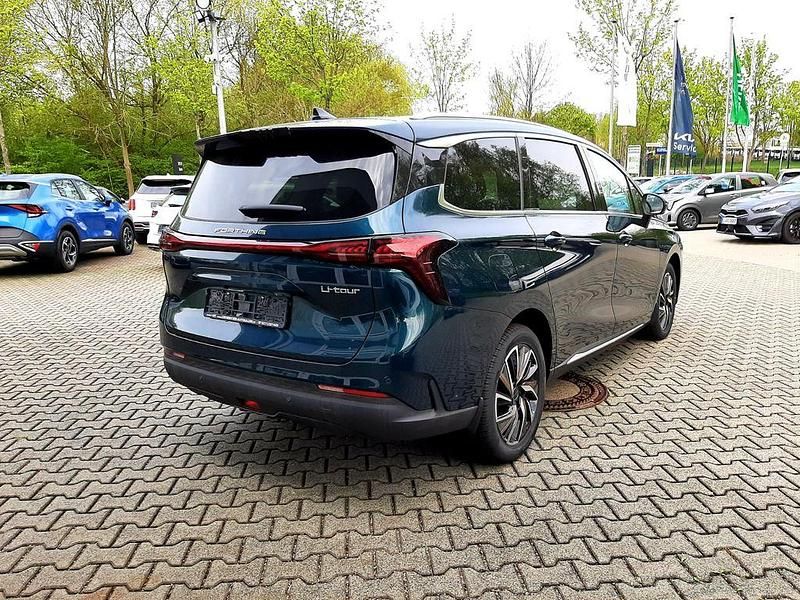 Neu DFSK Forthing 4 177 PS (130 kW) 2026 Jade green Van / Kleinbus