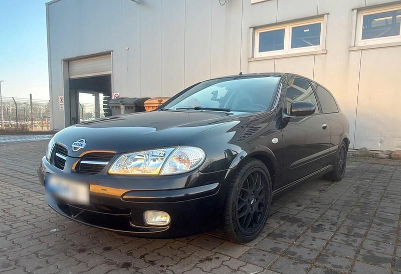 Gebraucht Nissan Almera 90 PS (66 kW) 2002 Schwarz Coupé