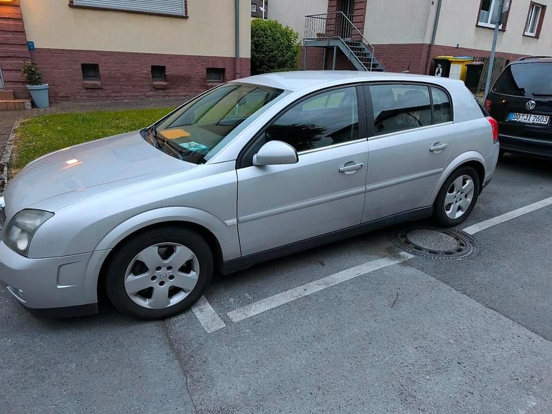 Silber Gebraucht 2005 Opel Signum Kombi | 1.250 € (Etwas zu teuer) - Bild 1/4