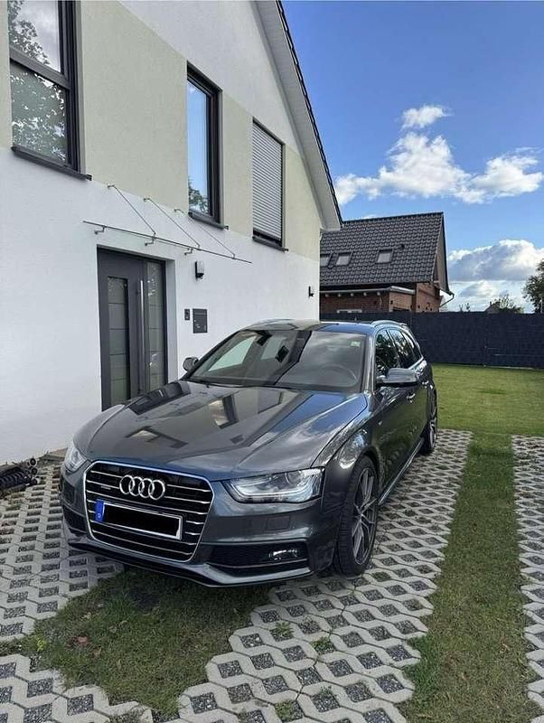 Gebraucht 2015 Audi A4 Ambiente Kombi | 15.399 € (Etwas zu teuer) - Bild 1/4