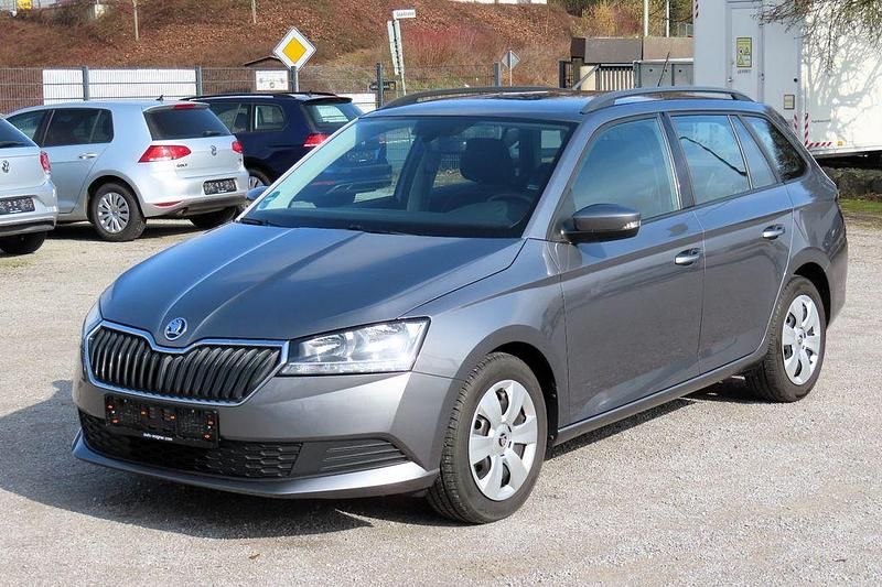 Gebraucht Skoda Fabia 95 PS (69 kW) 2022 Grau Kleinwagen