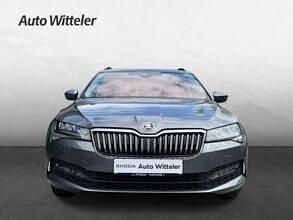 Gebraucht Skoda Superb Ambition 150 PS (110 kW) 2024 Graphitegrau metallic met. Kombi