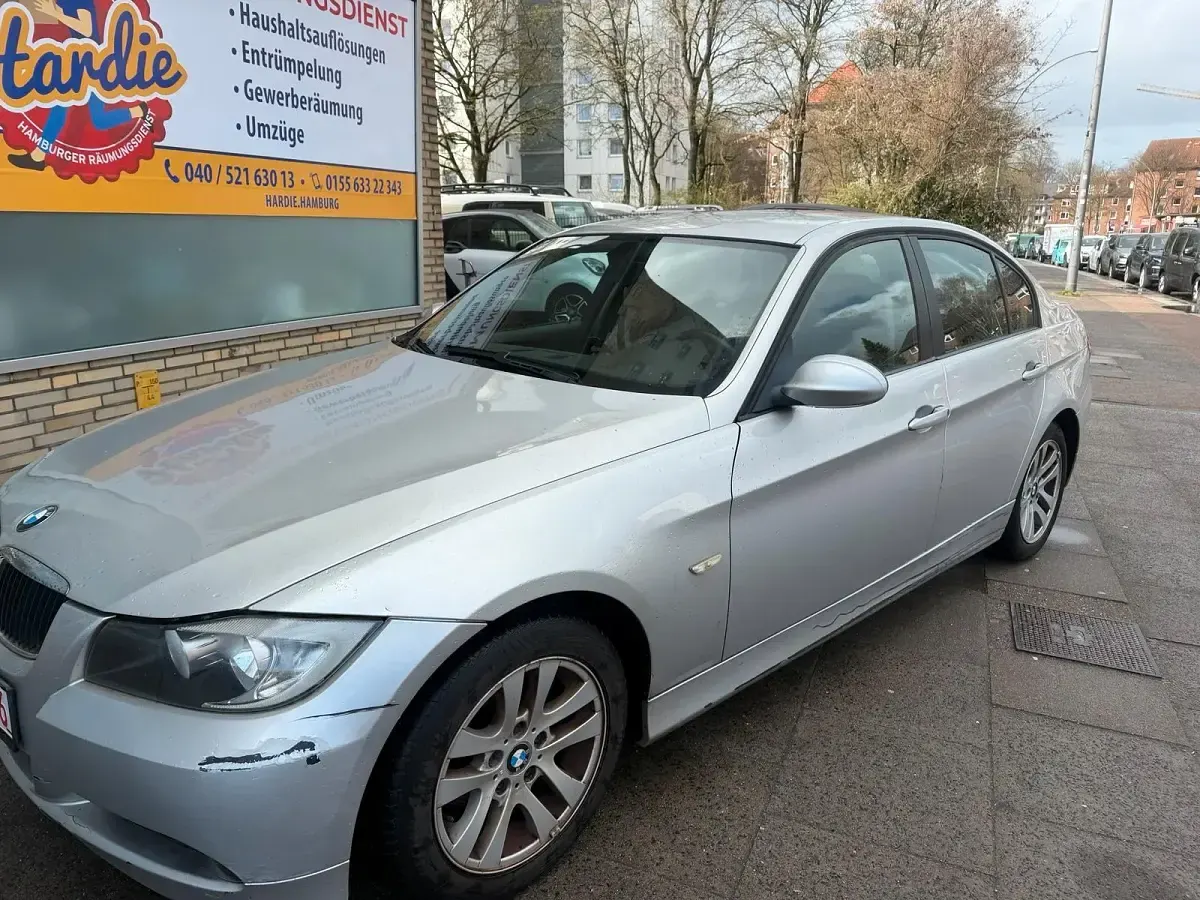 Gebraucht BMW 318 129 PS (94 kW) 2006 Blau Limousine