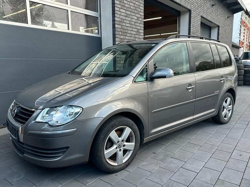 Grau Gebraucht 2008 VW Touran Van / Kleinbus | 2.900 € (Superpreis) - Bild 1/4