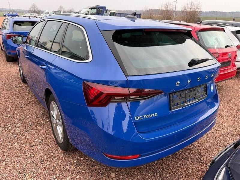 Gebraucht Skoda Octavia Style 150 PS (110 kW) 2022 Energyblau Kombi
