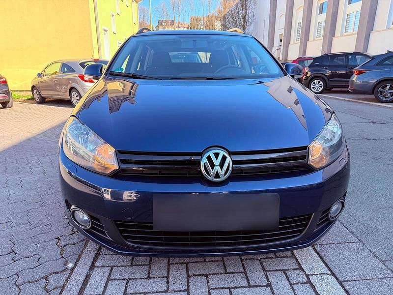 Gebraucht VW Golf VI 77 PS (56 kW) 2011 Blau Kleinwagen