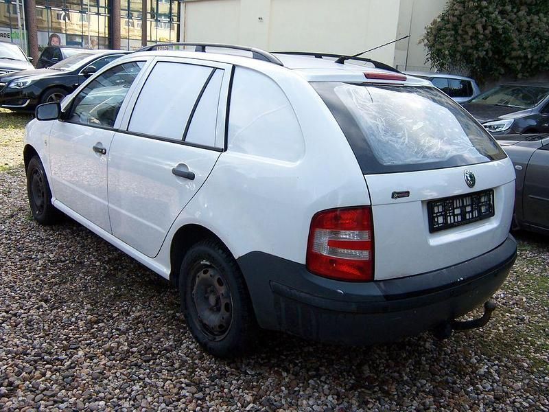 Gebraucht Skoda Roomster 64 PS (47 kW) 2006 Weiß Van / Kleinbus