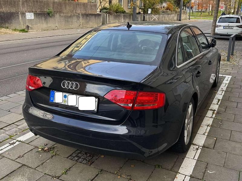 Gebraucht Audi A4 Ambition 143 PS (105 kW) 2009 Schwarz Limousine