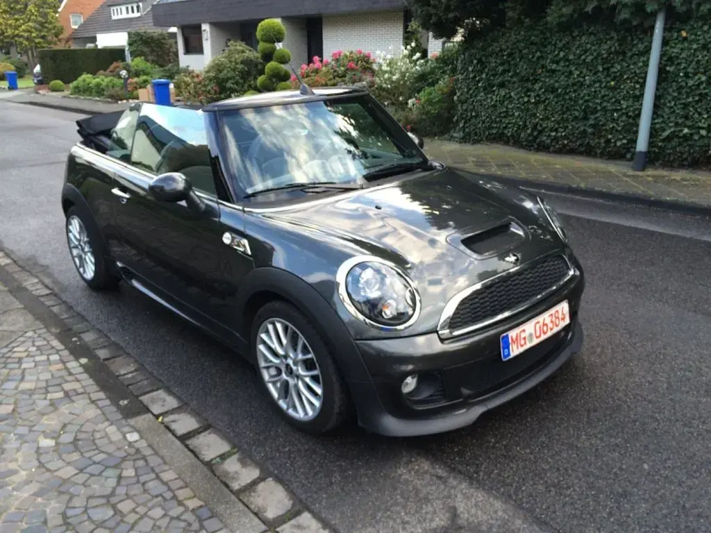 Used Mini Cooper SD 143 HP (105 kW) 2011 Black Hatchback