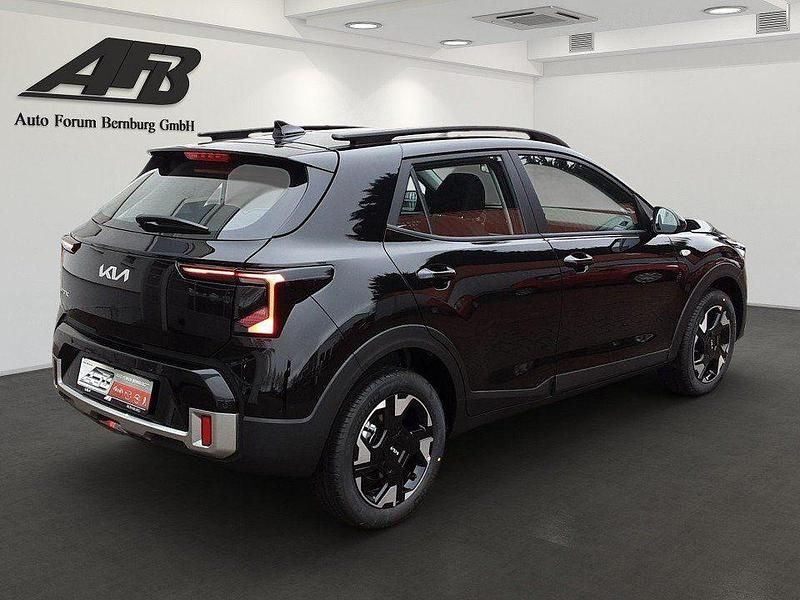 Neu Kia Stonic 101 PS (74 kW) 2026 Schwarz SUV