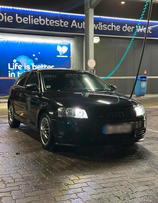 Schwarz Gebraucht 2004 Audi A3 Limousine | 1.900 € (Fairer Preis) - Bild 1/4