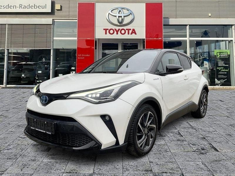 Gebraucht Toyota C-HR Style 184 PS (135 kW) 2019 White pearl / black SUV