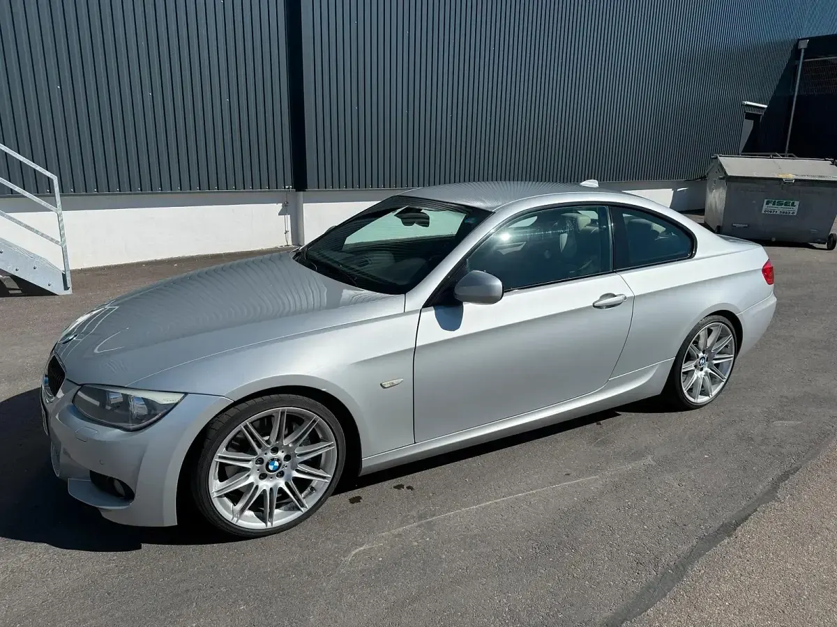 Gebraucht BMW 335 M Sport 286 PS (210 kW) 2012 Silber Coupé