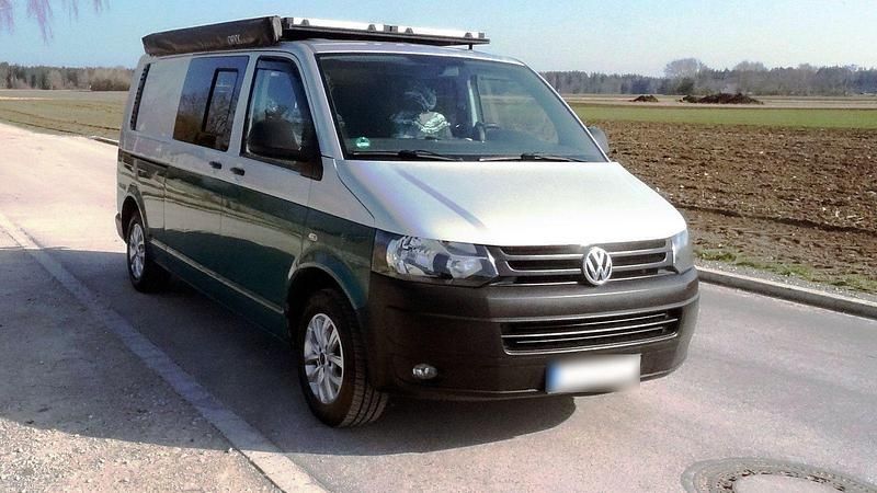 Gebraucht VW Transporter 140 PS (102 kW) 2010 Silber Van