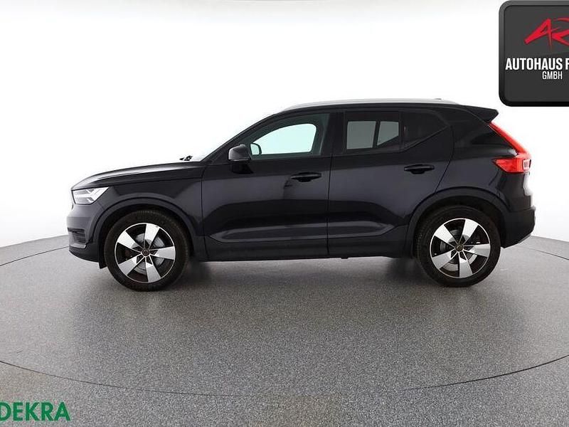 Gebraucht Volvo XC40 150 PS (110 kW) 2018 Black solid "stone" / solid SUV