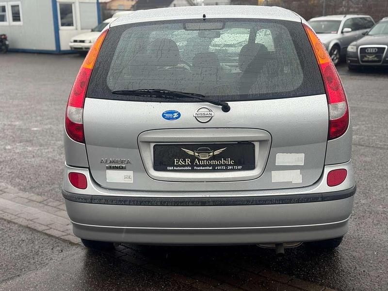 Gebraucht Nissan Almera Tino Acenta+ 116 PS (85 kW) 2004 Silver (m) Van / Kleinbus