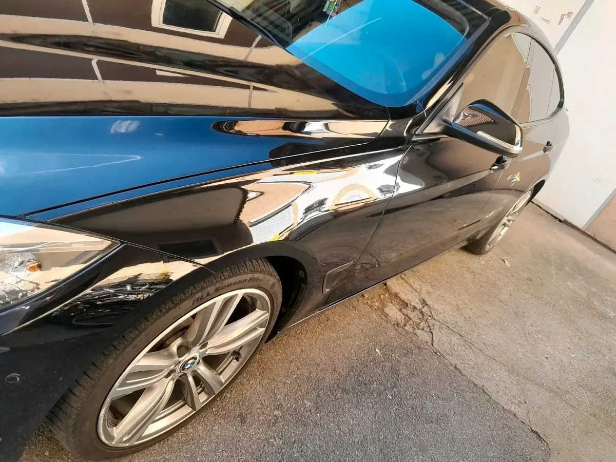Gebraucht BMW 320 184 PS (135 kW) 2014 Schwarz Limousine