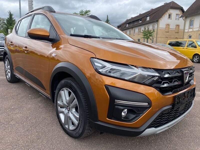 Gebraucht Dacia Sandero Stepway 91 PS (66 kW) 2021 Orange Kleinwagen