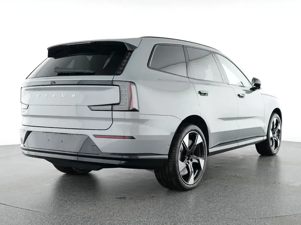 Gebraucht Volvo EX90 Performance 380 kW (517 PS) 2025 Vapour grey / metallic SUV