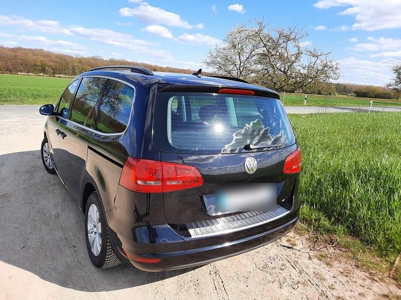 Schwarz Gebraucht 2012 VW Sharan Van / Kleinbus | 13.700 € (Etwas zu teuer) - Bild 1/4