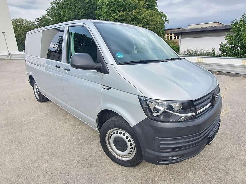 Gebraucht VW T6 150 PS (110 kW) 2019 Reflexsilber metallic Van