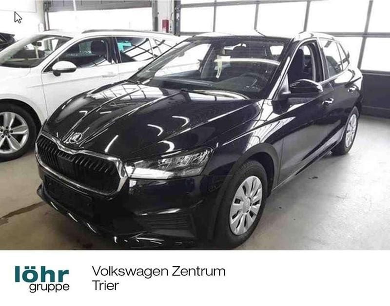 Schwarzmagic perleffekt Gebraucht 2022 Skoda Fabia Business Line Kleinwagen | 15.980 € (Fairer Preis) - Bild 1/4