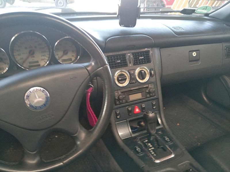 Gebraucht Mercedes SLK230 142 PS (104 kW) 1999 Schwarz Cabrio