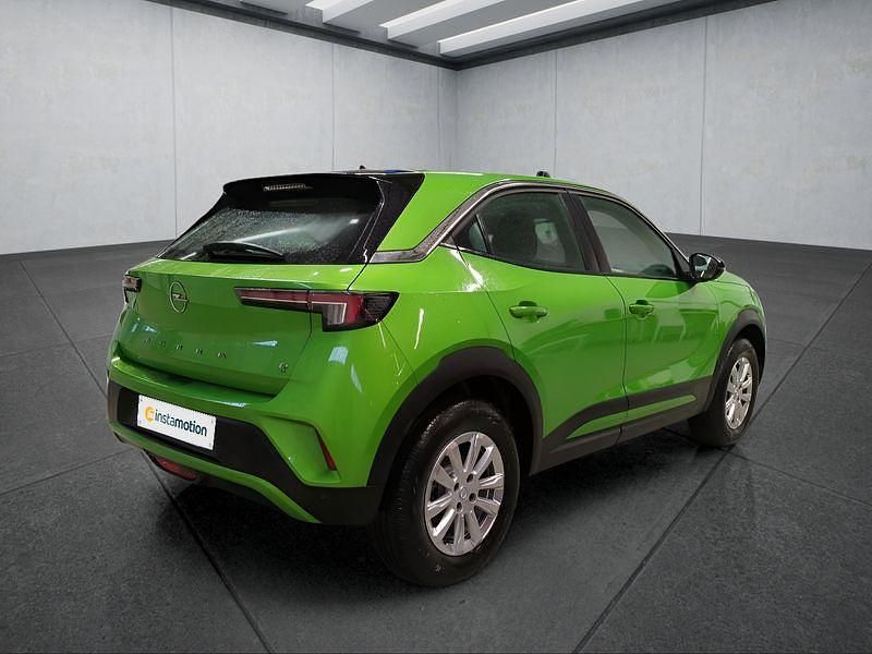 Grün Gebraucht 2023 Opel Mokka-e SUV | 18.399 € (Superpreis) - Bild 1/4