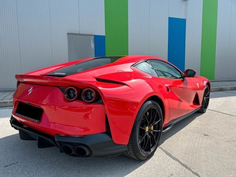 Gebraucht Ferrari 812 799 PS (587 kW) 2020 Coupé
