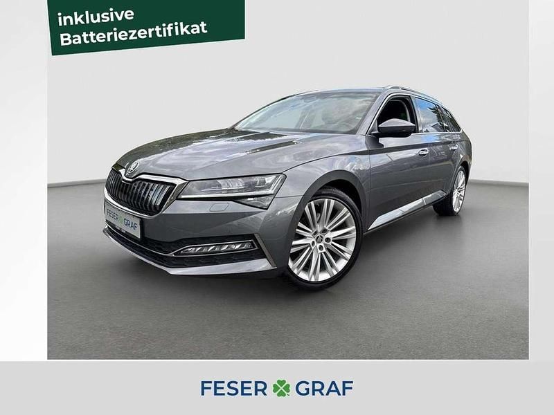 Grau Gebraucht 2022 Skoda Superb Kombi | 24.780 € (Fairer Preis) - Bild 1/1