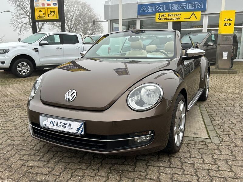 Gebraucht VW Beetle Cabriolet Design 105 PS (77 kW) 2013 Braun Cabrio