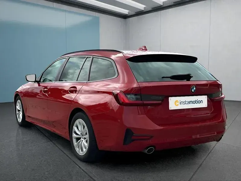 Gebraucht BMW 318 150 PS (110 kW) 2022 Rot Kombi