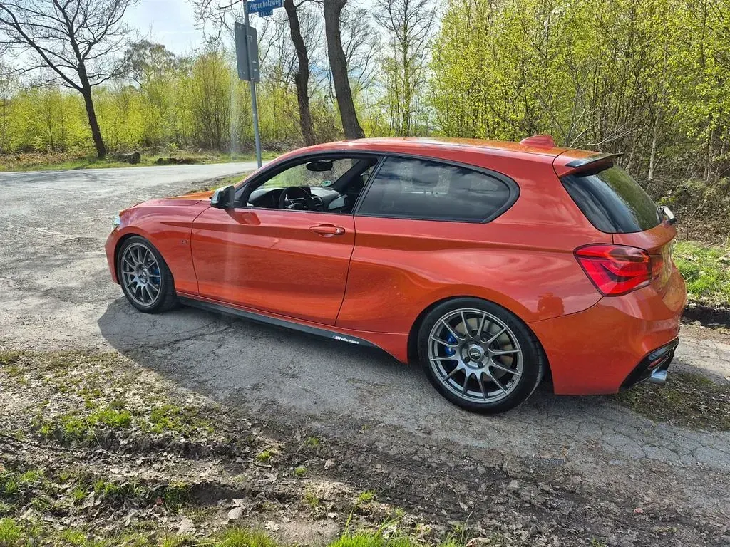 Gebraucht BMW M135 Performance 326 PS (239 kW) 2015 Orange Kleinwagen