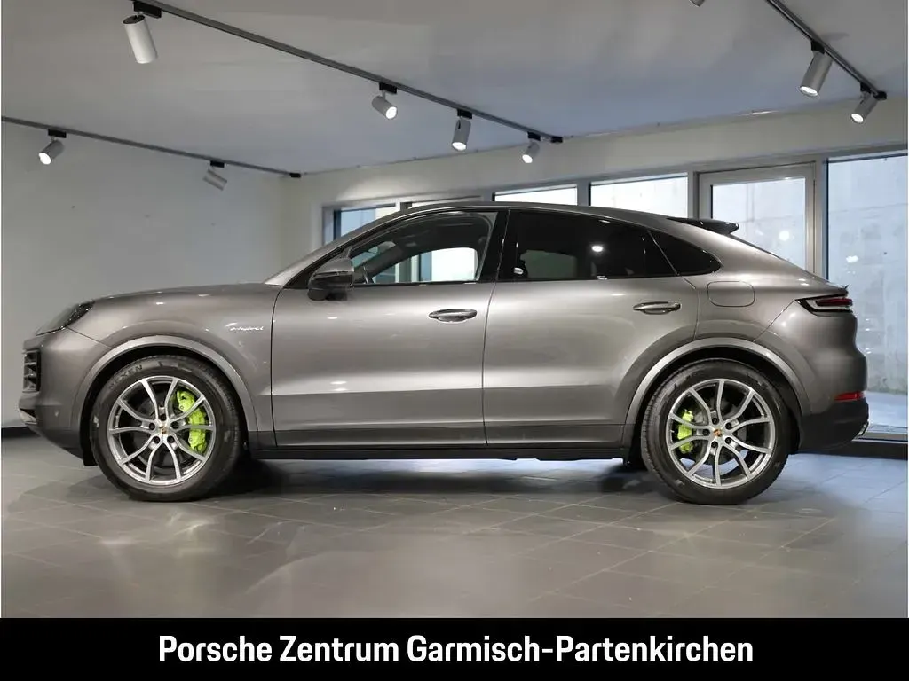 Gebraucht Porsche Cayenne E-Hybrid Coupe 470 PS (345 kW) 2024 Quarzitgrau SUV