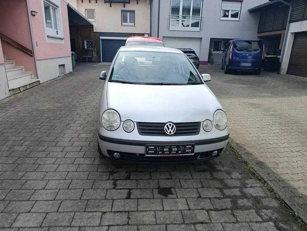 Gebraucht VW Polo 47 PS (34 kW) 2002 Silber Kleinwagen